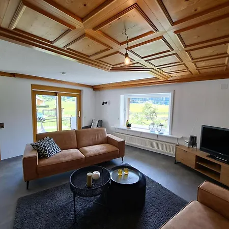 Athome Apartment *